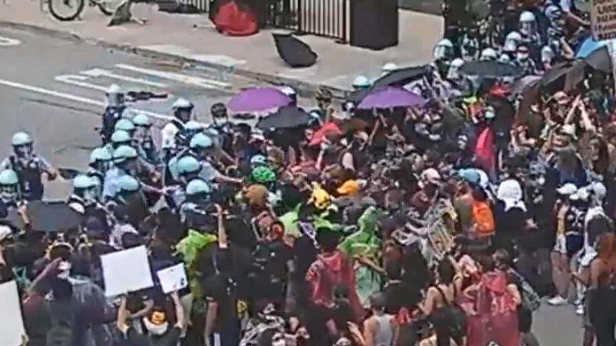 17 Chicago police officers injured, video shows cop beaten with a skateboard; Mayor Lightfoot says vast majority of protests are 'peaceful'