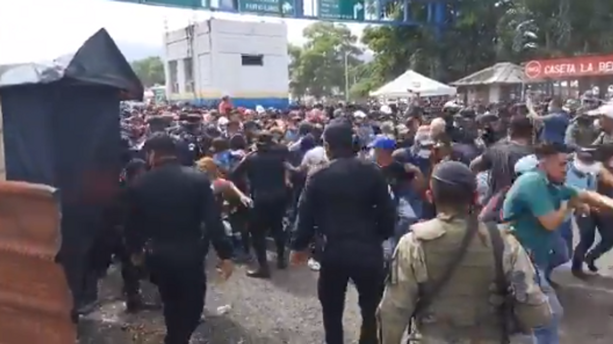 VIDEO: New migrant caravan of thousands, bound for the US, illegally floods into Guatemala