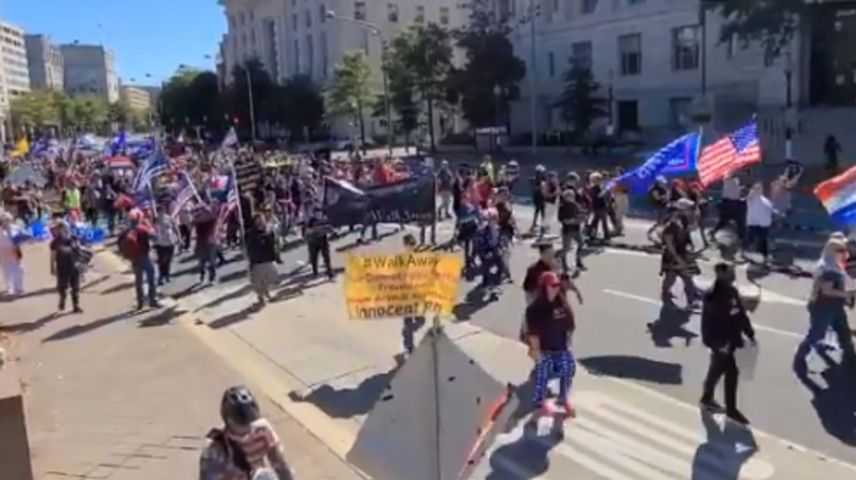 VIDEO: Huge rallies in DC to show support for Trump after COVID-19 diagnosis; BLM protesters clash at 'WalkAway' event