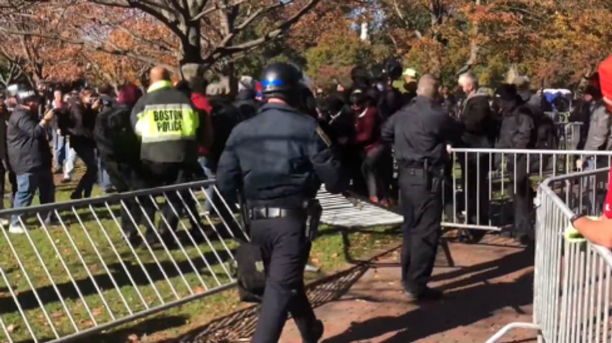 VIDEO: Boston cops in riot gear quash violence after Antifa targets vaccine mandate protest