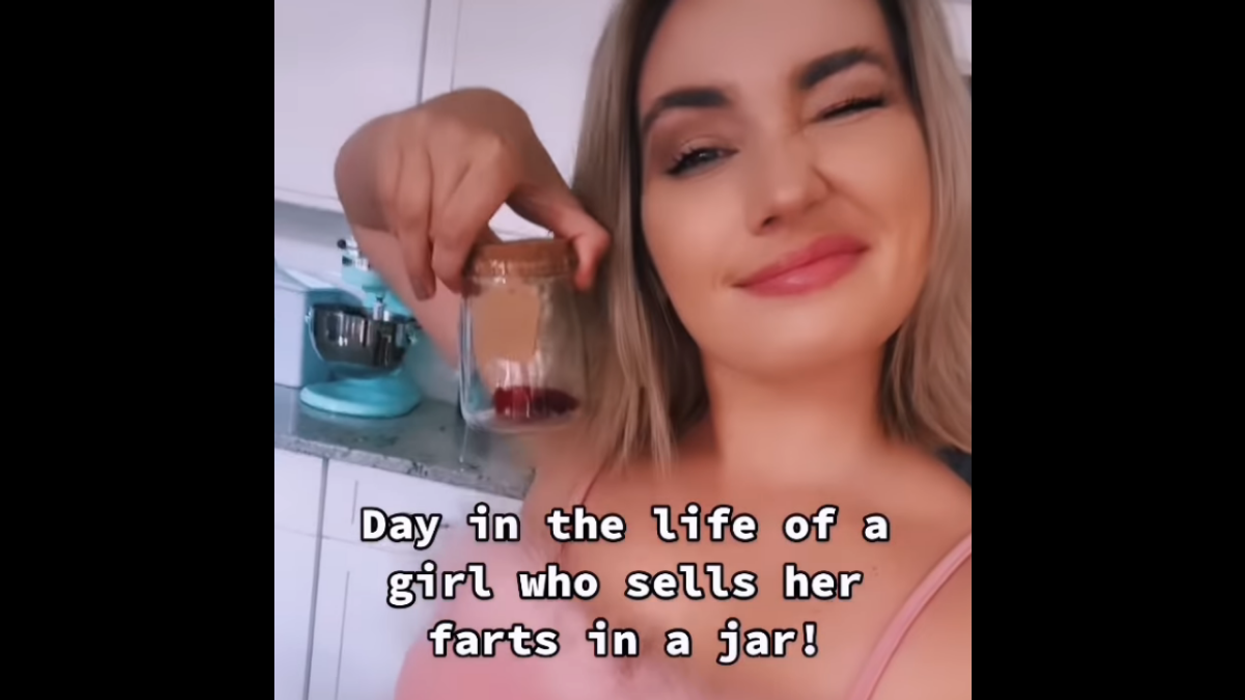 Reality star who made $200k selling her 'farts in a jar' quits practice after it lands her in the hospital