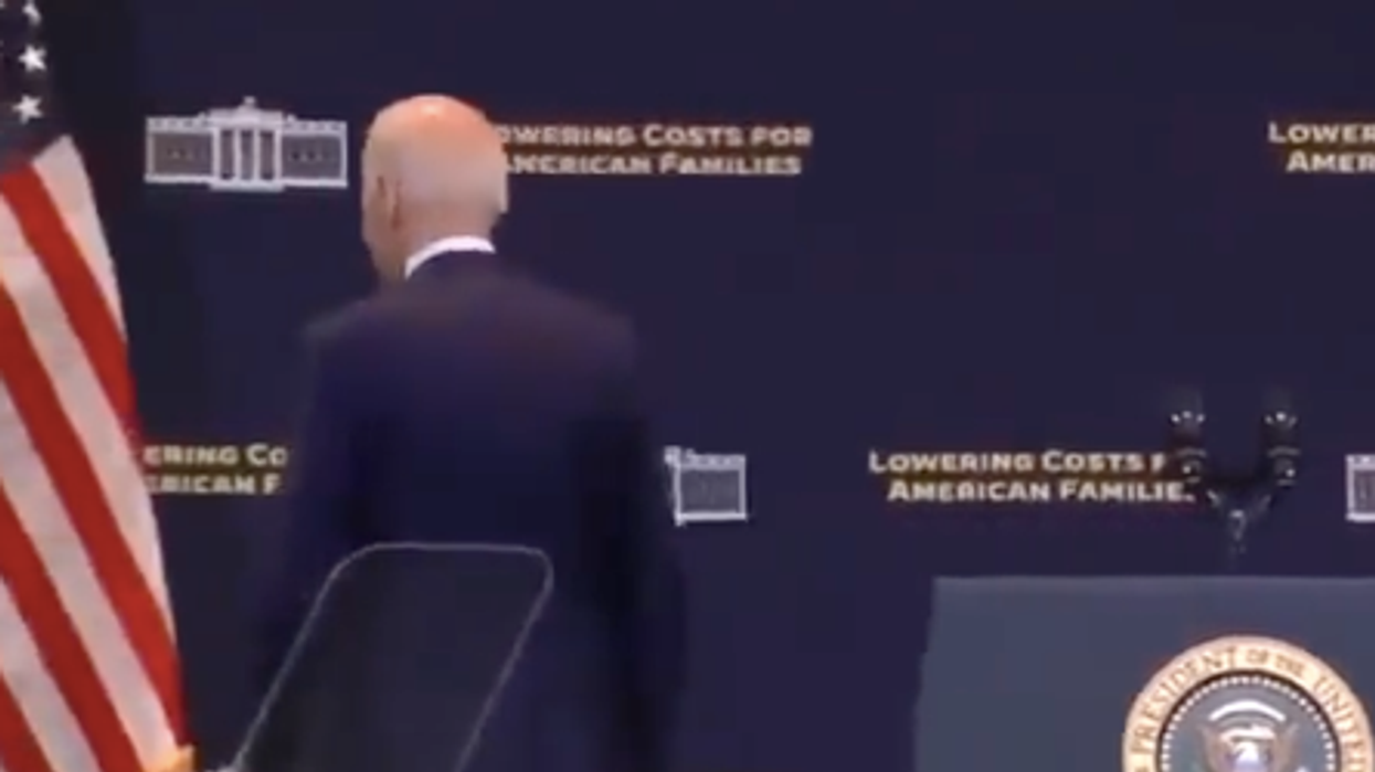 #StupidTrump trends on Twitter; Biden's poor sense of direction still goes widely unaddressed