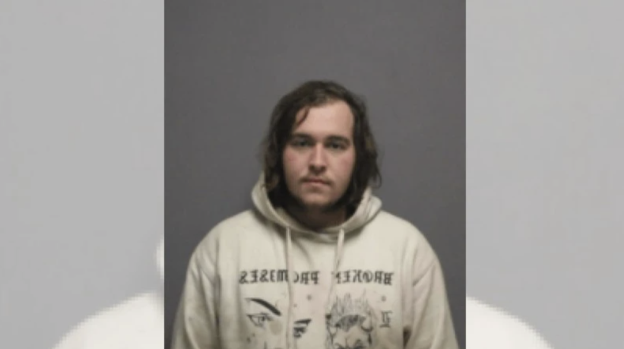 Registered sex offender allegedly enticed 12-year-old girl, schemed murder-for-hire plot from prison to stop her from testifying: DOJ