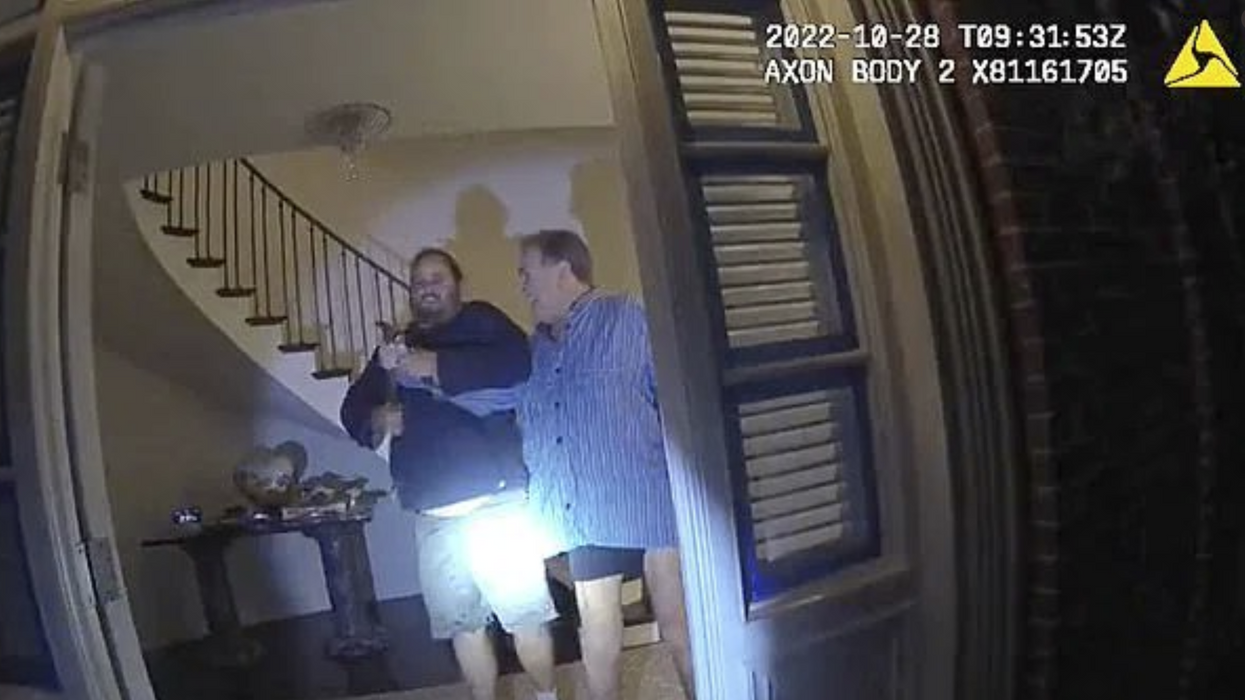 Graphic bodycam video shows suspect violently swing hammer at Paul Pelosi after police arrive