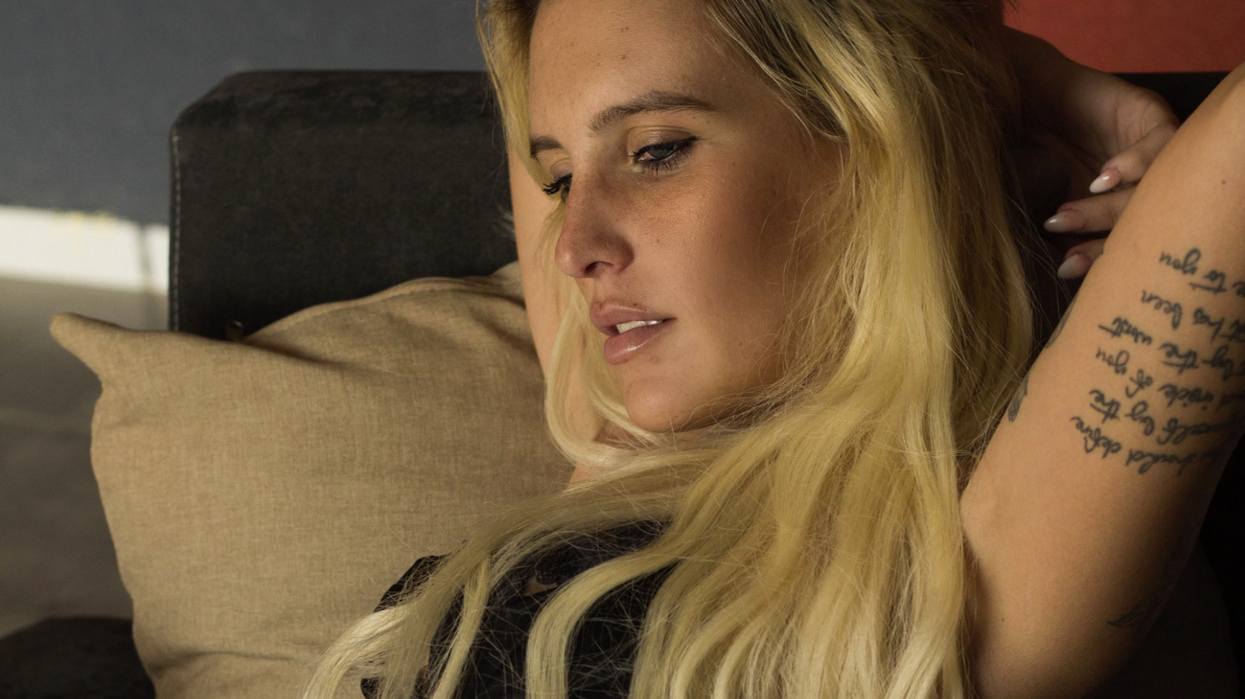 Argentine model found dead in Mexico. Authorities rule tragic death a suicide, but woman's family says she was murdered, and they know who killed her.
