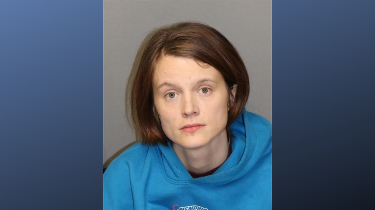 Homeowner shoots naked woman who allegedly attacked him with a frying pan