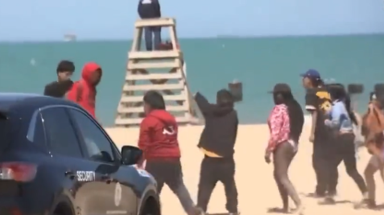 Video: Chicago beach closed within hours after opening when gunshots erupt; Gov. Pritzker deploys 'peacekeepers' in anticipation of Memorial Day weekend violence