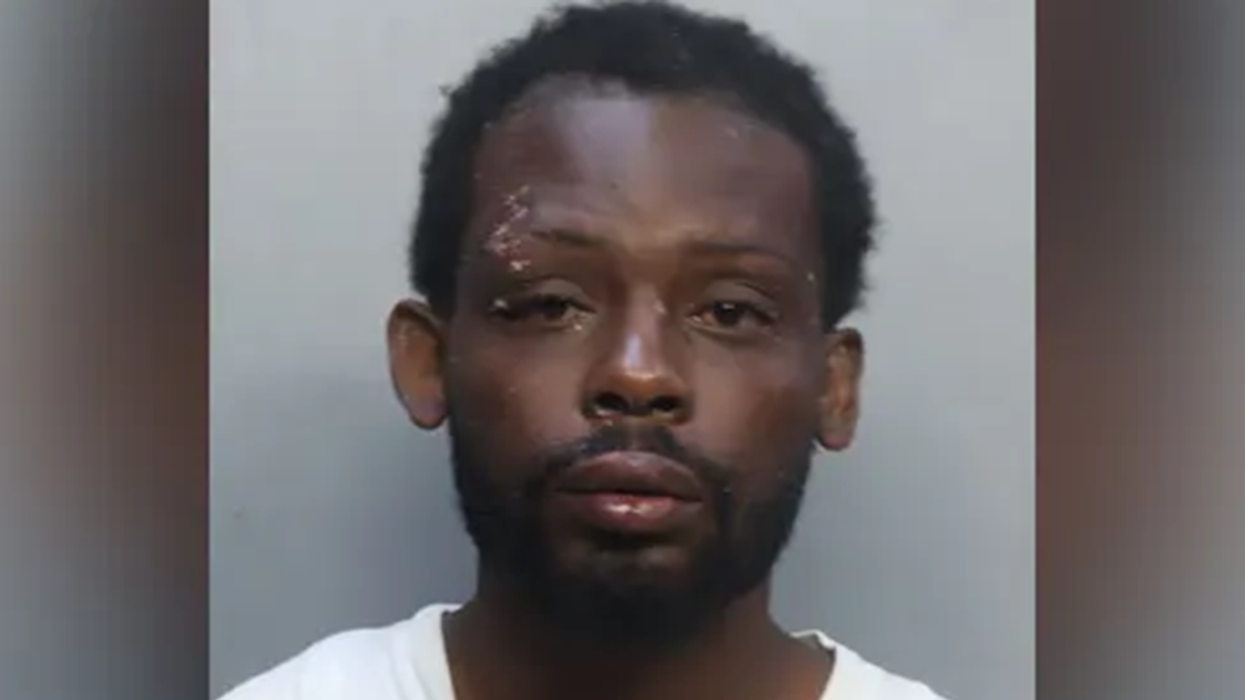 Alleged attempted kidnapper who offered candy to kids stopped by parents during escape attempt