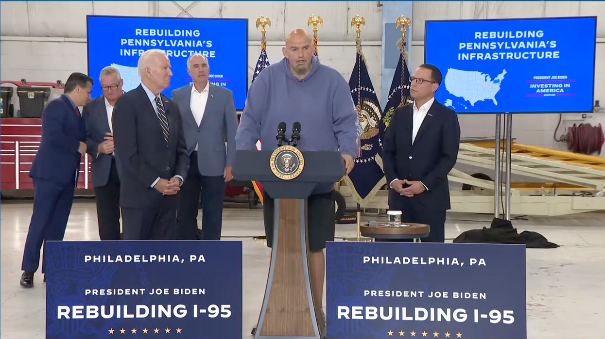 Video: Sen. Fetterman struggles with words, wears hoodie, shorts to I-95 rebuilding event with President Biden