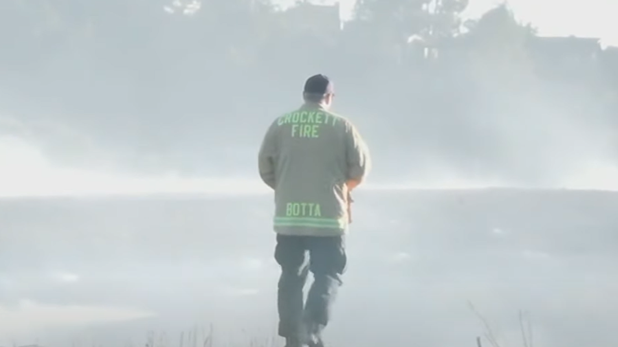 Good Samaritan uses mixed martial arts to take down California arsonist who scorched acres with road flares, police say