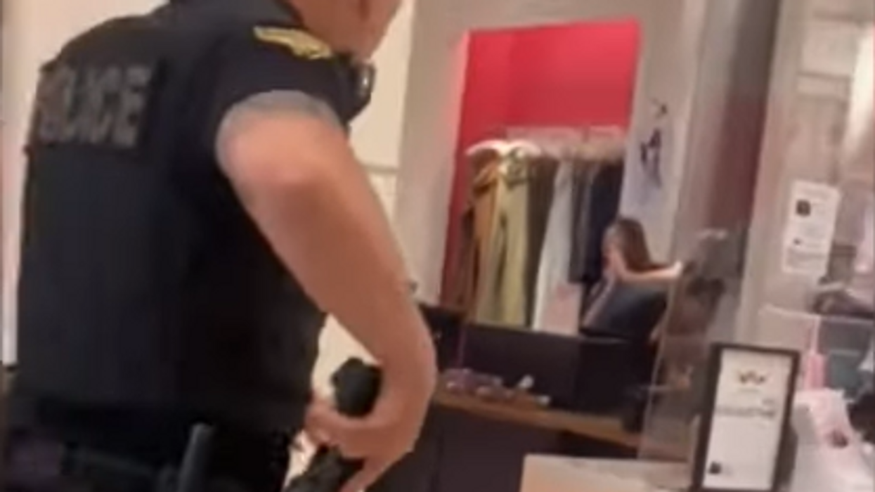 Shocking video: Standoff between police and escaped convict with hostages at Victoria's Secret in Miami ends with cops fatally shooting perp