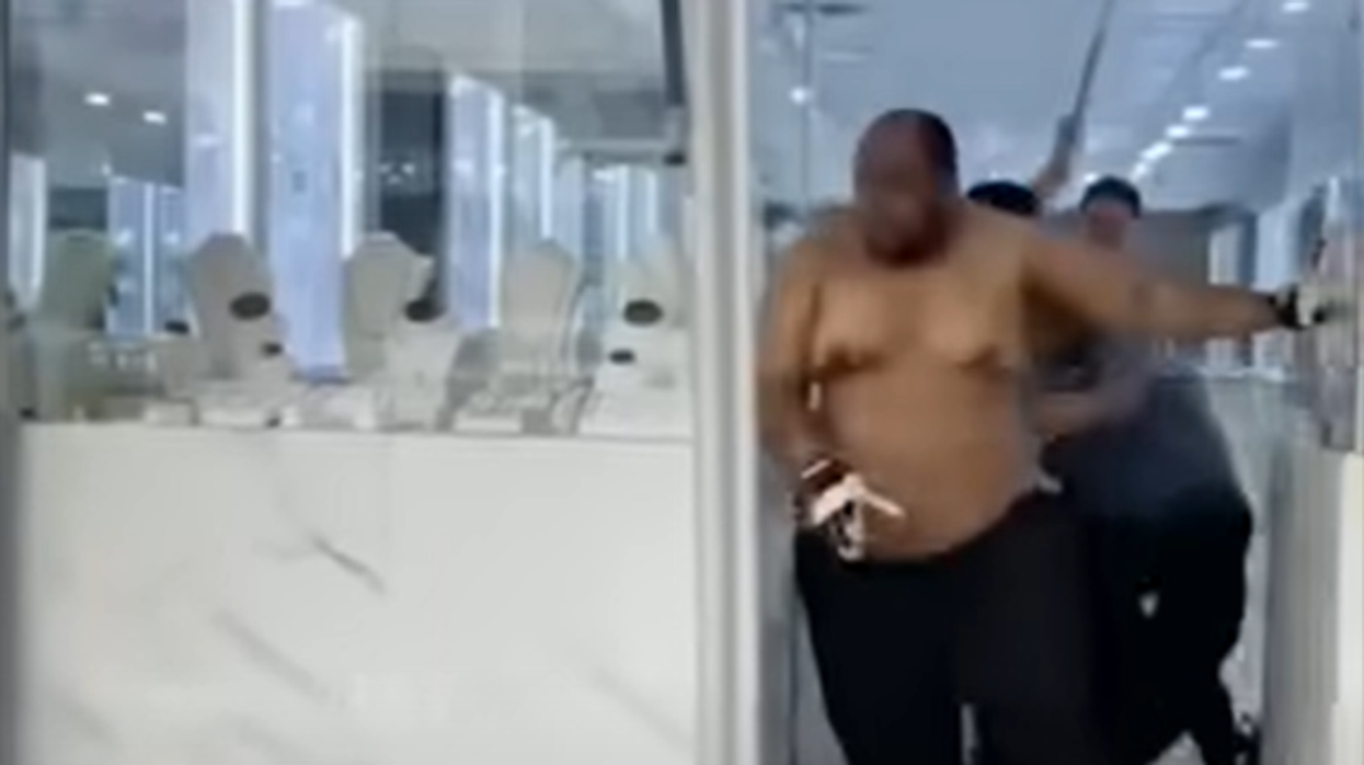 WATCH: California thief wearing Trump mask picked the wrong jewelry store, employees pummel would-be robber and steal his shirt