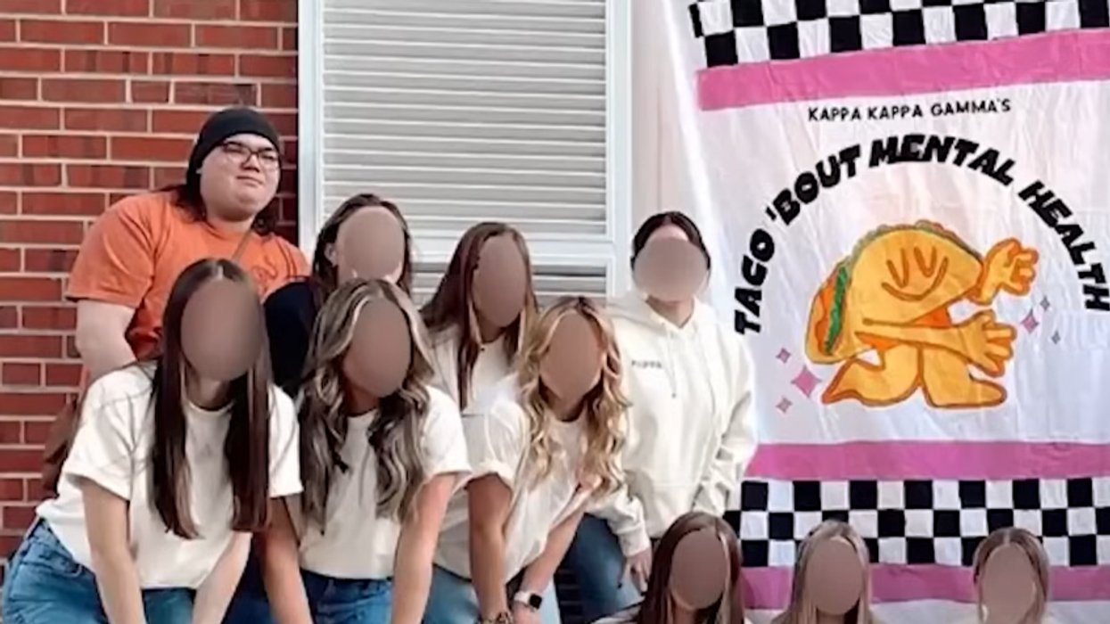 Washington Post torn to shreds for defending 'peeping' biological male living at sorority house: 'Journos once again siding with the predators'