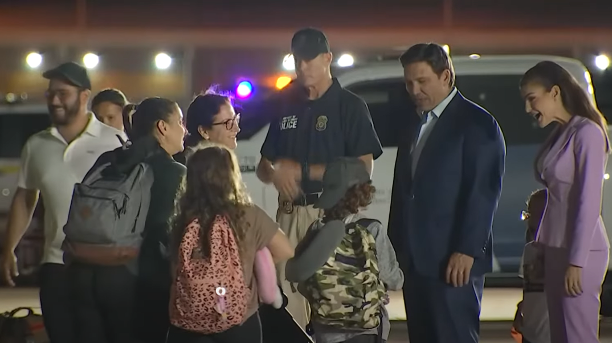 Days after signing executive order to rescue Americans trapped in Israel, Ron DeSantis welcomes 270 US citizens home in Florida