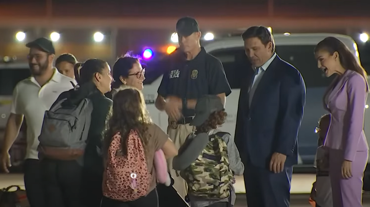 Days after signing executive order to rescue Americans trapped in Israel, Ron DeSantis welcomes 270 US citizens home in Florida