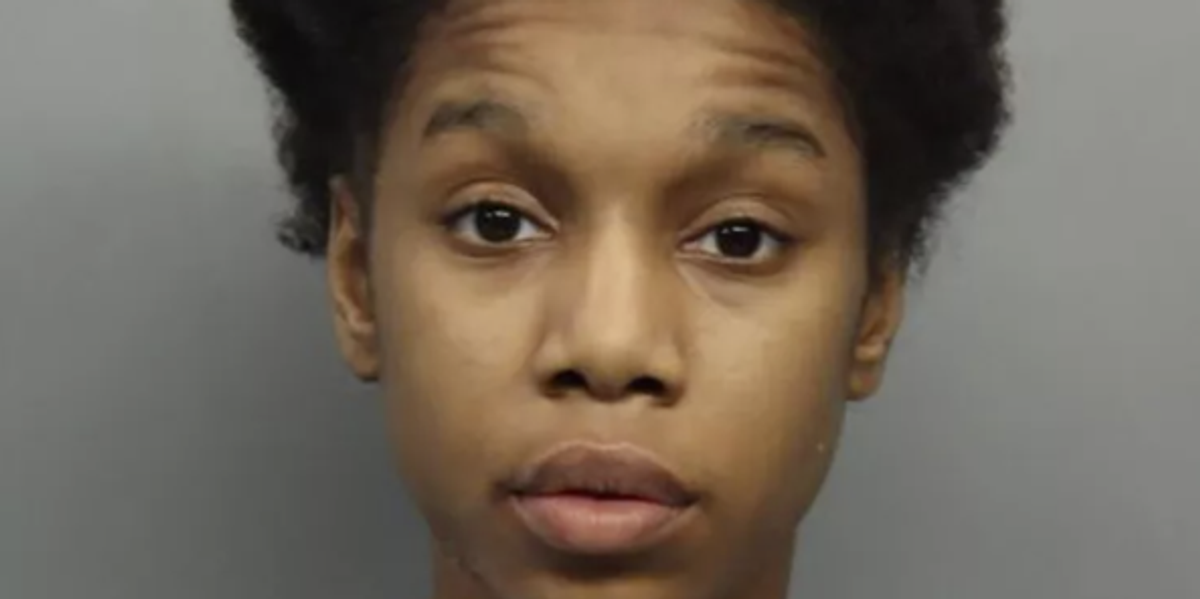 NextImg:Burning desire: Police say Florida woman set Tinder date on fire, suspect found naked and bragging she blew up a vehicle | Blaze Media
