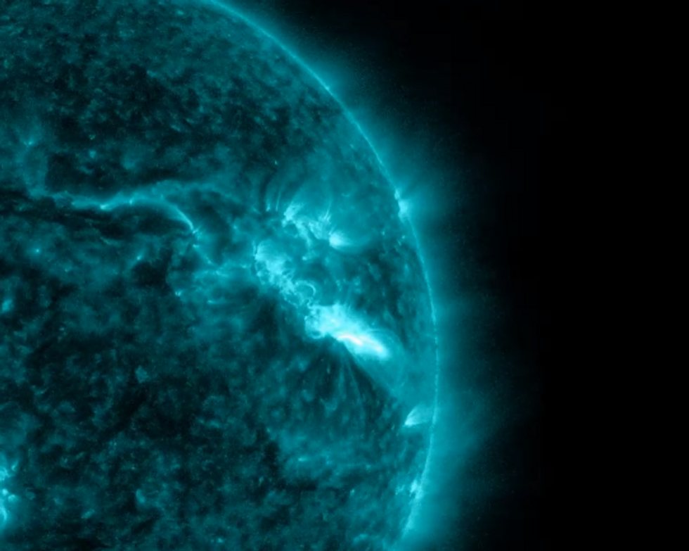 One of the largest solar flares ever recorded knocks out radio‚ could be headed for Earth
