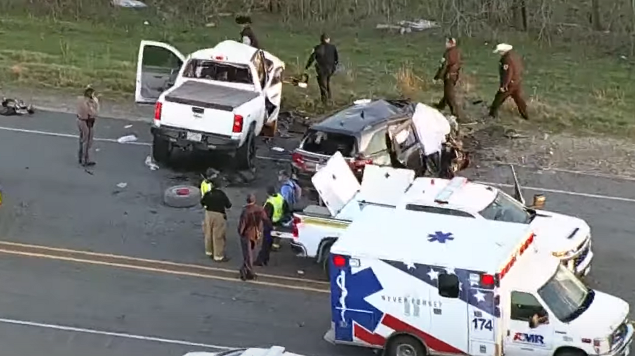 6 dead, including 2 children, from wrong-way, head-on collision in Texas: 'Devastating scene and very emotional'