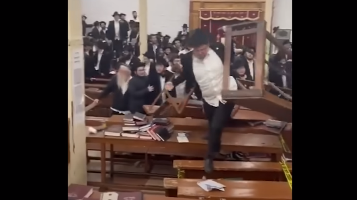 NYC rabbi shocked 'extremist students' hired 'Mexicans' to dig tunnel beneath synagogue