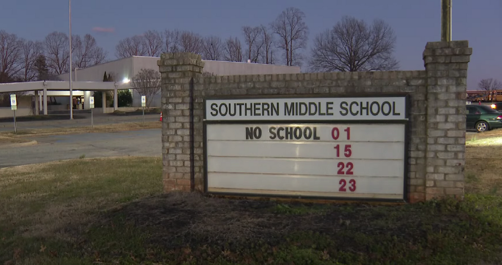North Carolina middle school removes bathroom mirrors to prevent students from recording TikTok videos during class