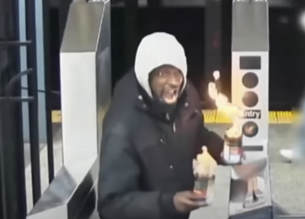 Cops hunting for man who launched flammable liquid attack on group of people in NYC subway