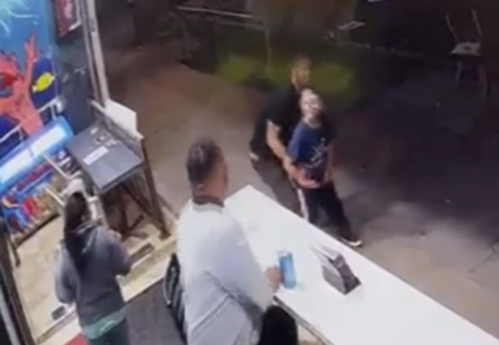 Chilling video shows moment California man attempts to kidnap 8-year-old in front of dad‚ abduction thwarted by good Samaritans