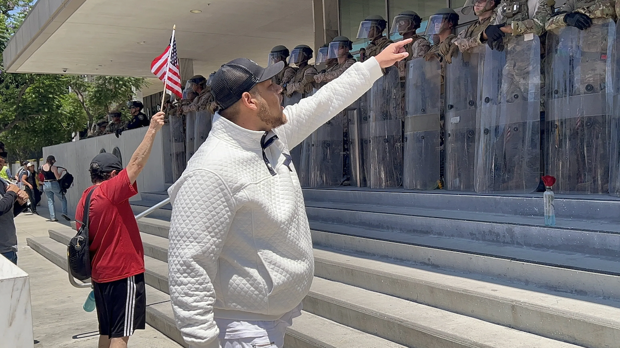 Los Angeles anti-ICE protesters harass DHS agents, military members on Independence Day