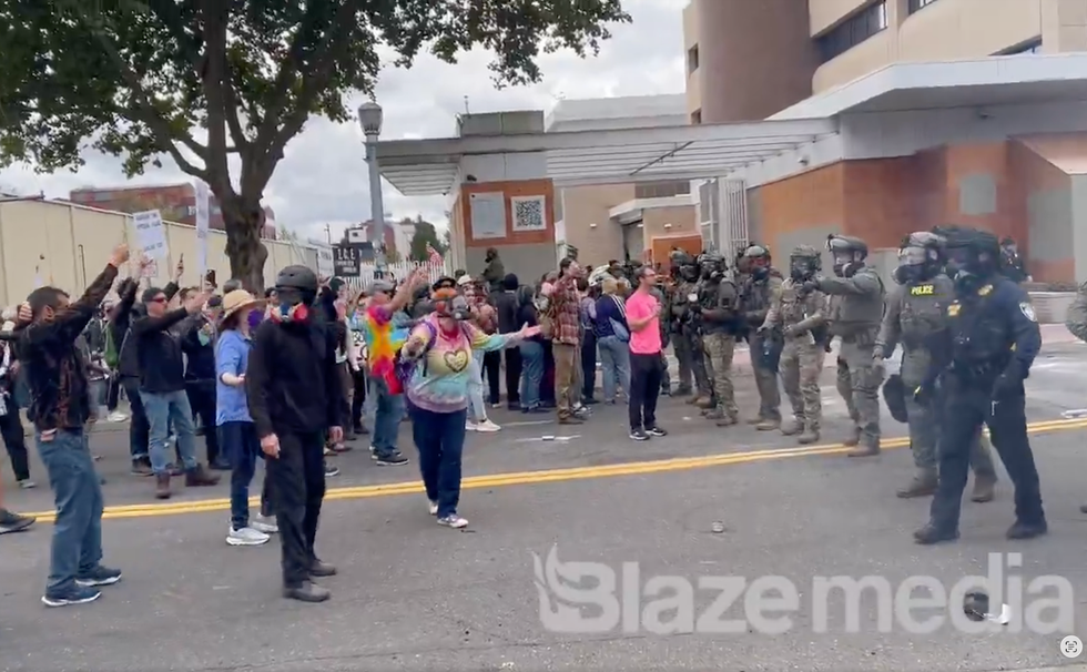 VIDEO: Federal agents clash with mob of Antifa-fueled, anti-ICE protesters in Portland