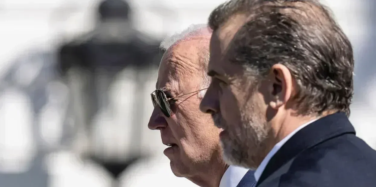 Hunter Biden's laptop got him convicted. Intel officials who called it Russian disinfo remain unapologetic. - Vimarsana News