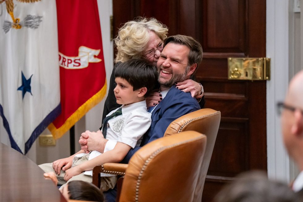 'Incredible blessing': JD Vance celebrates his mom's sobriety at White House