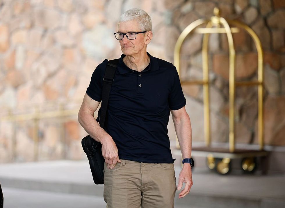 India surpasses China in Apple exports to US, up 240% from last year