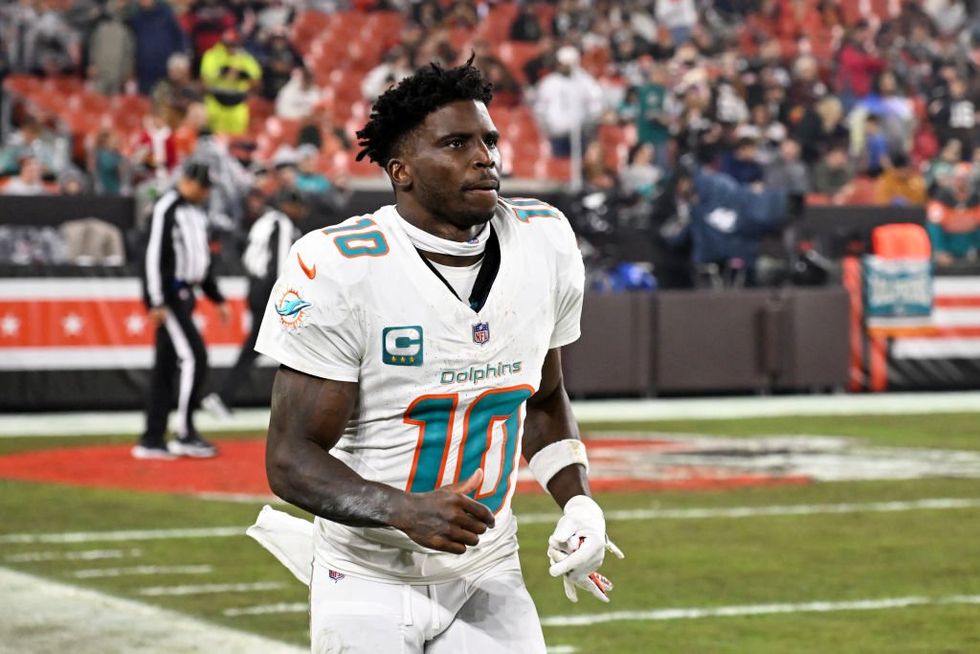Indianapolis Colts cave to invisible mob, delete hilarious video poking fun at Tyreek Hill despite his approval