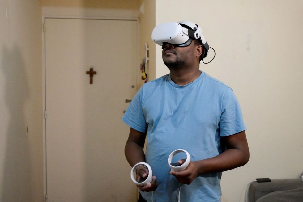 'Inmates escape prison' using virtual reality program — infraction rate of solitary confinement prisoners drops by 96%