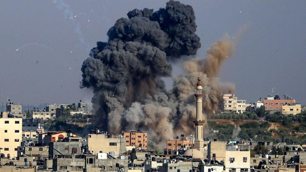 Israel, Hamas reportedly agree to ceasefire beginning at 2 a.m. Friday