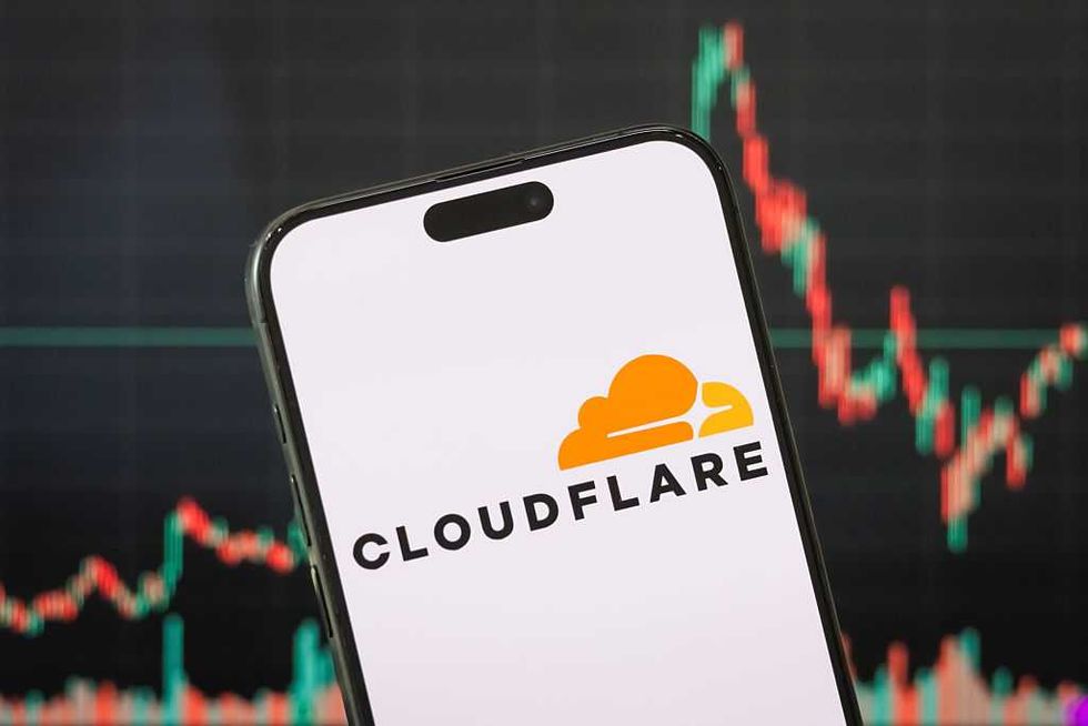 It's not just you. X and vast tracts of the internet are down.