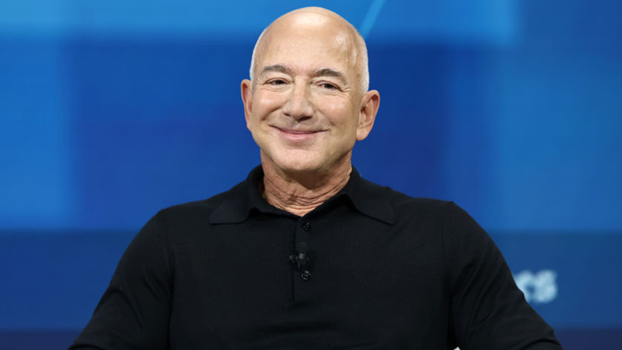 Jeff Bezos says he's willing to work with Trump 'I'm gonna help him'