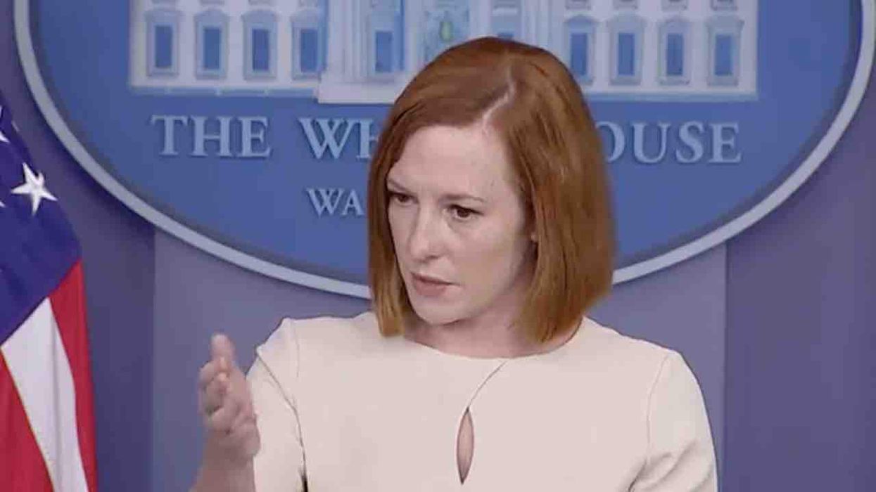 Jen Psaki is asked if Biden will apologize to Kyle Rittenhouse for tying him to white supremacists — and she leaps into spin mode, points finger at Trump