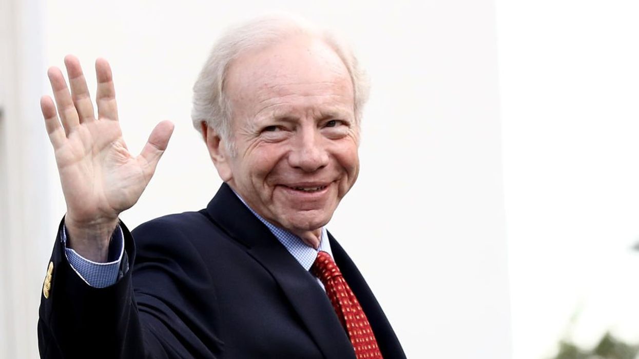 Joe Lieberman, centrist in name only