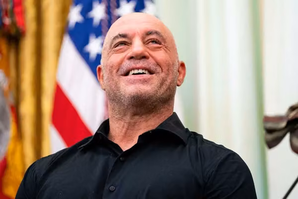 Joe Rogan EVISCERATES Democratic Party in front of ever-blue Michael Douglas
