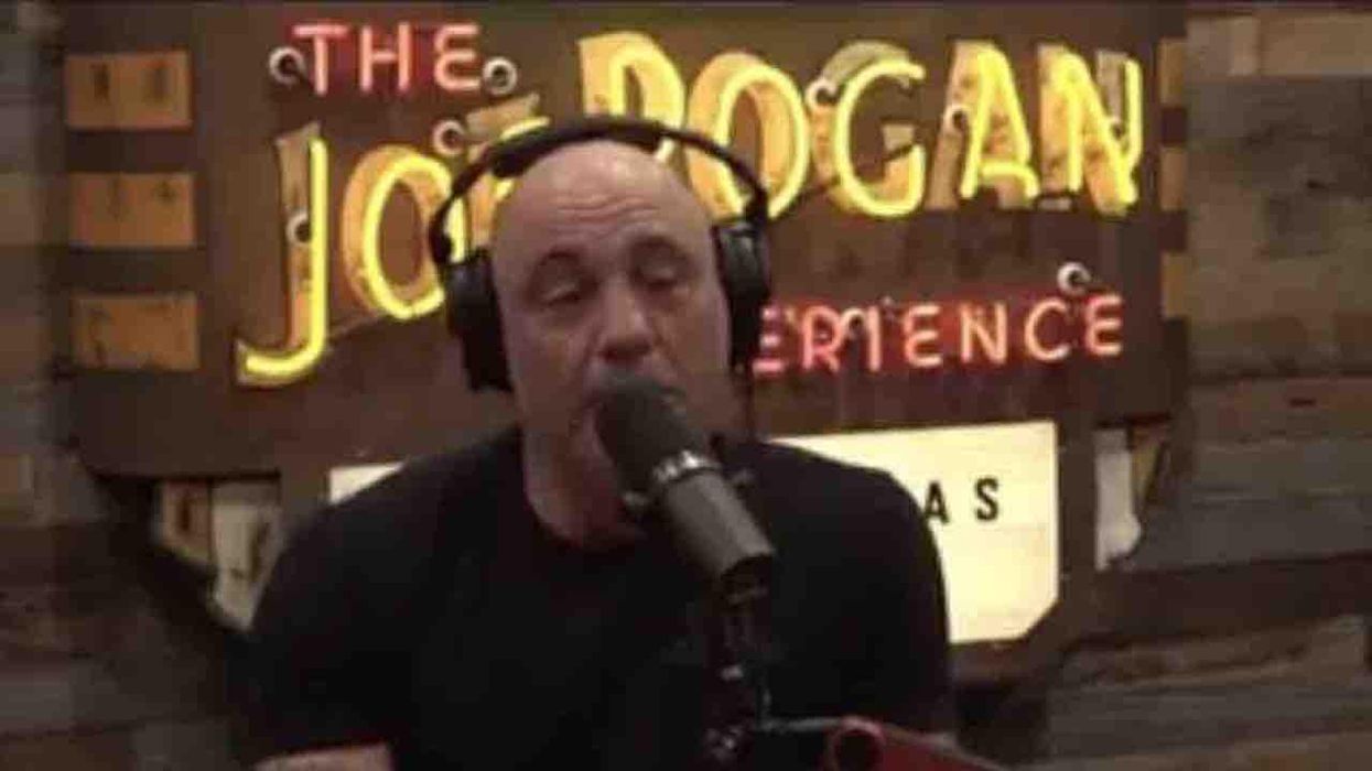 Joe Rogan says Google is 'hiding information' about vaccine-related deaths — and he stopped using Google as a search engine