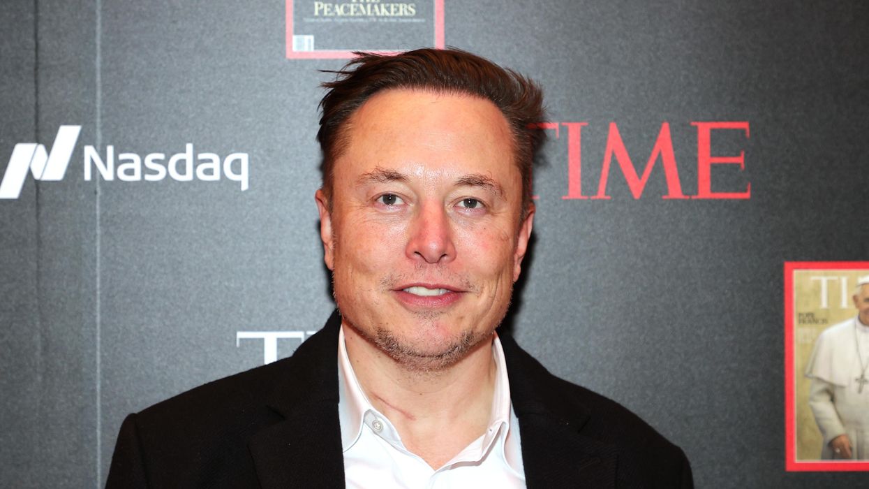 Jordan Peterson says 'thank you' after billionaire Elon Musk announces just how much he'll be paying in taxes this year