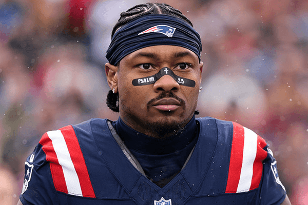 Judge scolds accuser of ex-Patriots player who said he smacked and choked her, then offered her $100K