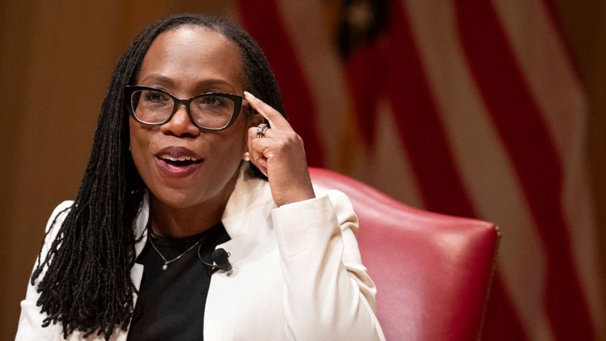 Justice Amy Coney Barrett humiliates Justice Ketanji Brown Jackson over her apparent ignorance of American law