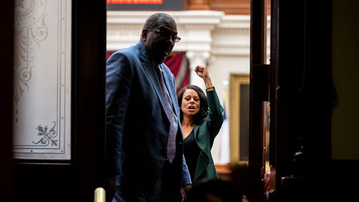 Kamala, Hillary champion Texas Democrats who camped out at statehouse, engaged in 'bad kabuki theater'