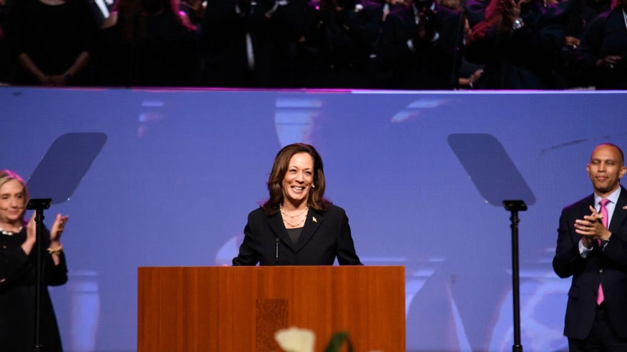 Kamala’s risky Hillary Clinton gambit