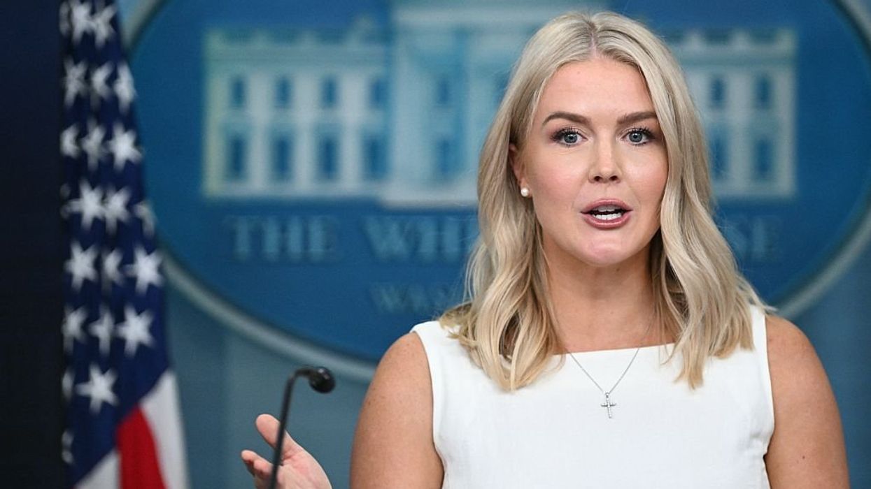 Karoline Leavitt brutally torches New York Times reporter: 'With all due respect'