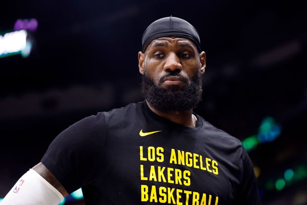 LeBron James is still upset about not getting unanimous MVP vote in 2013 — compares himself to Beyonce at the Grammys