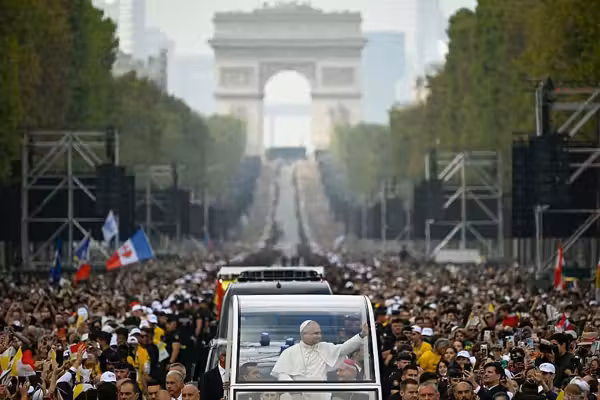 Leftists and Muslims fret over France's Catholic revival: 'My reflex is to recoil'