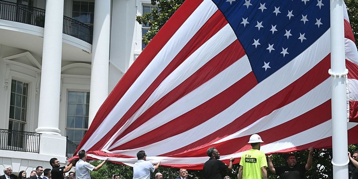 Leftists rage over Trump’s latest patriotic installment at the White House Leftists rage over Trump’s latest patriotic installment at the White House