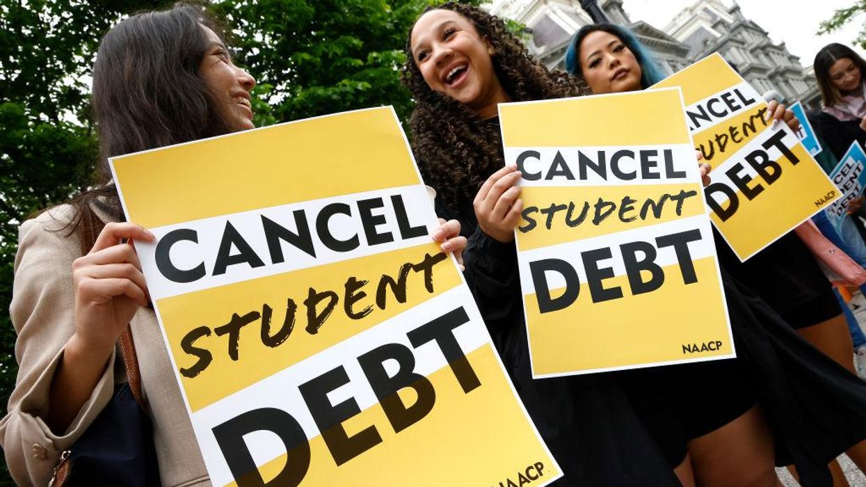Libertarian group files lawsuit challenging the legality of Biden admin’s federal student loan forgiveness plan